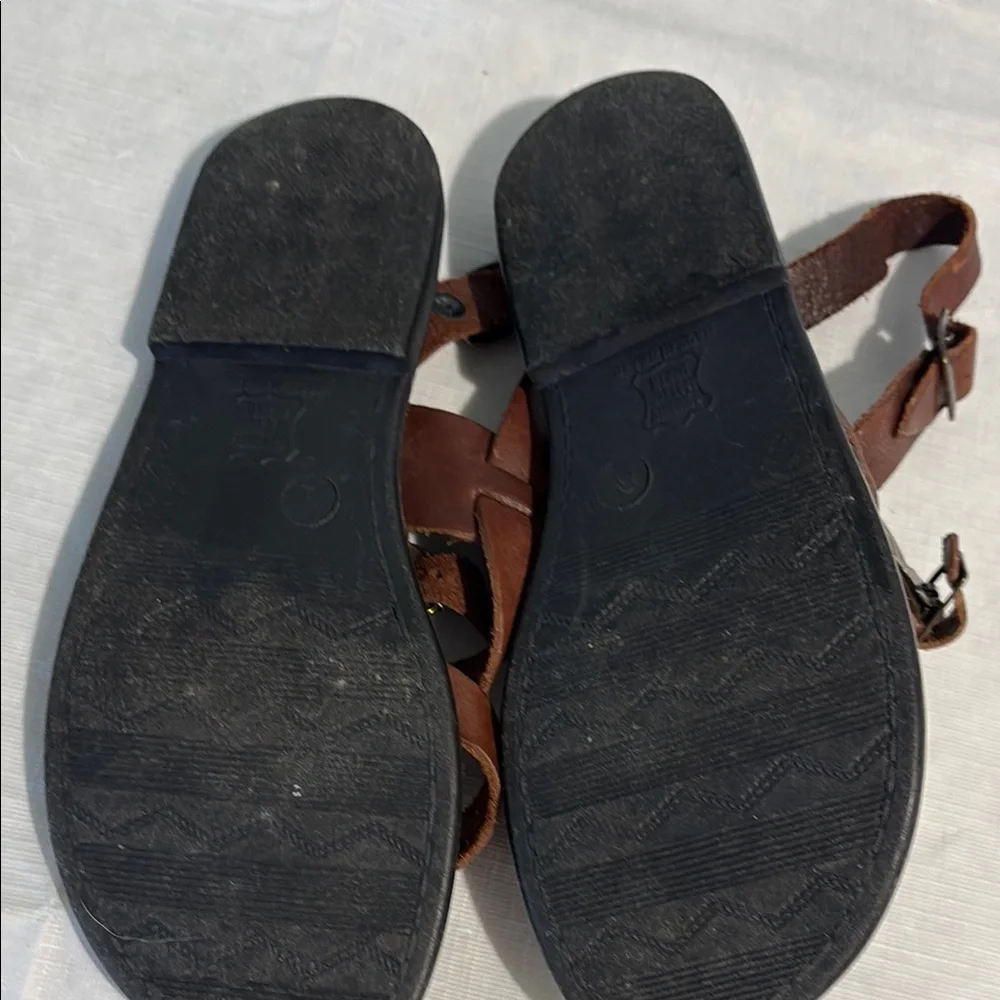 Dingo Brown Leather Sandals | Genuine Leather Strappy Buckle Sandals | Size 6M - Picture 5 of 6
